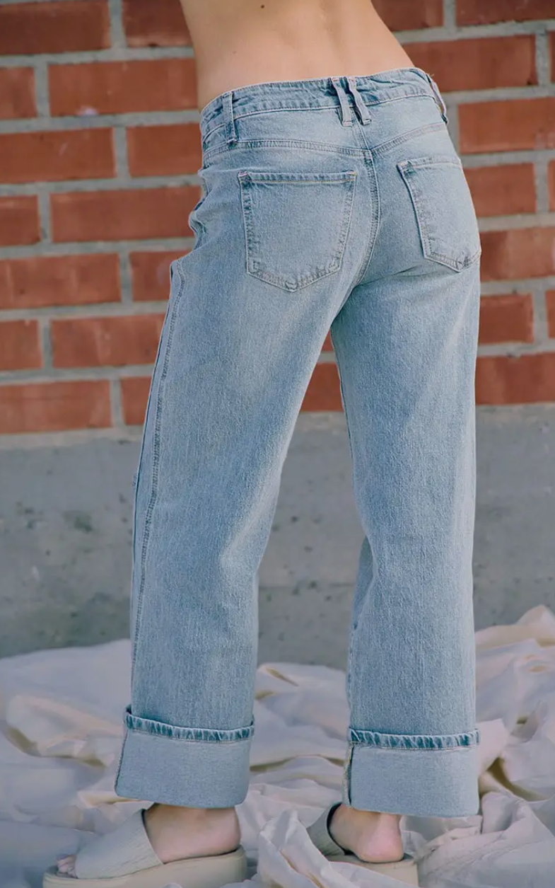 Vintage Washed Straight Jeans with Side Stitch Detail
