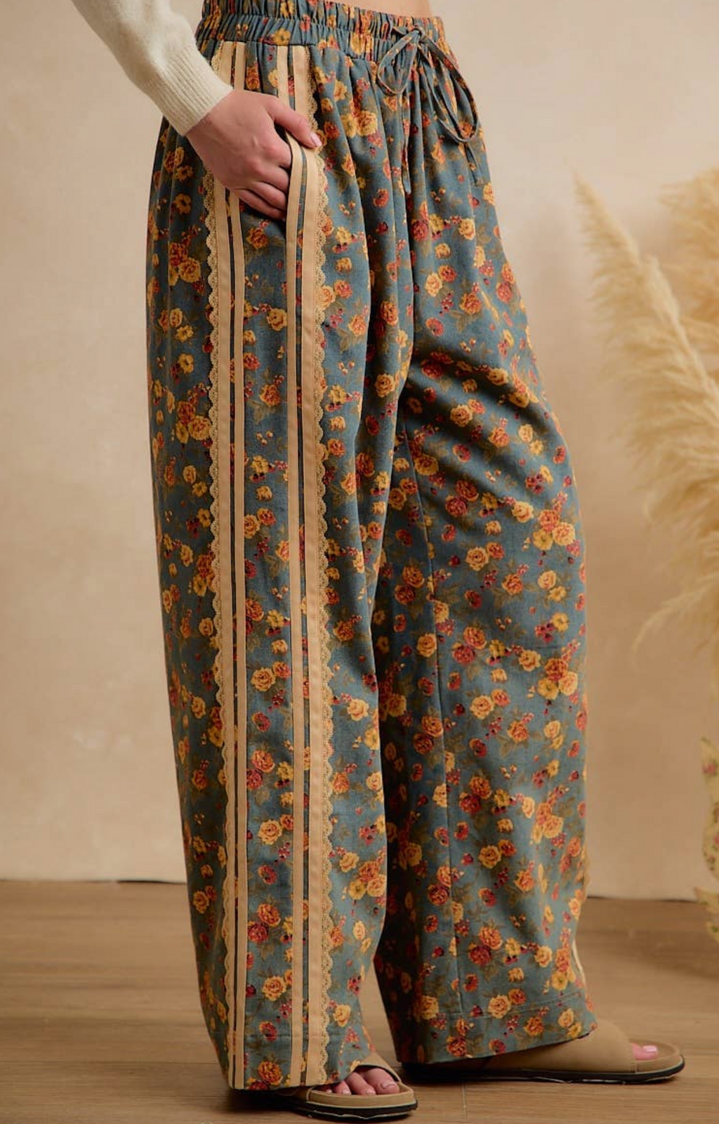 Washed Floral Denim Side Lace Trim Elastic Pants