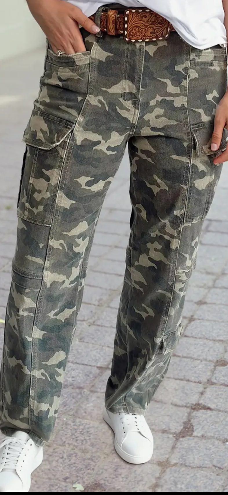 Camouflage Print Multi Pocketed Jeans