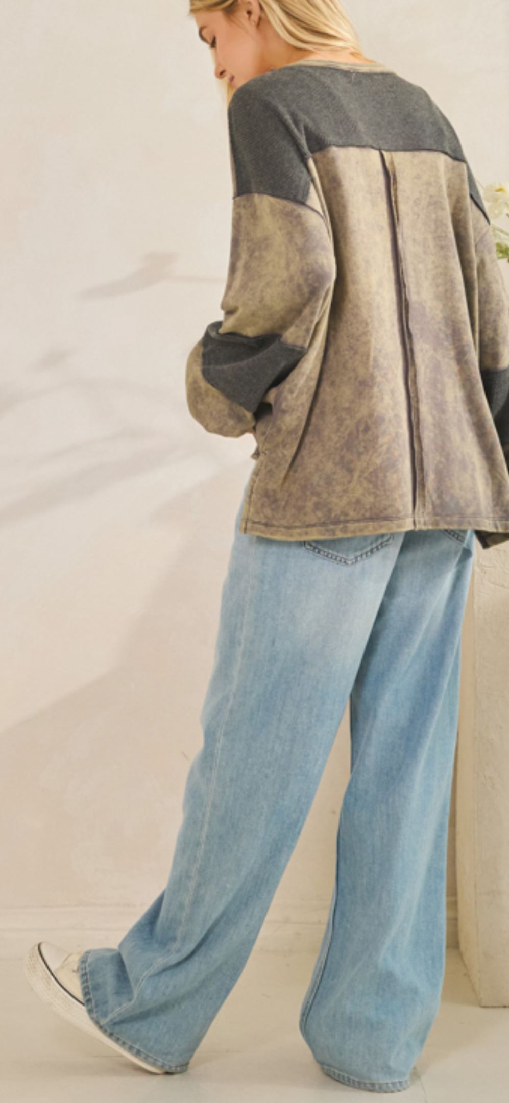 The Washed Utility Pocket Pullover