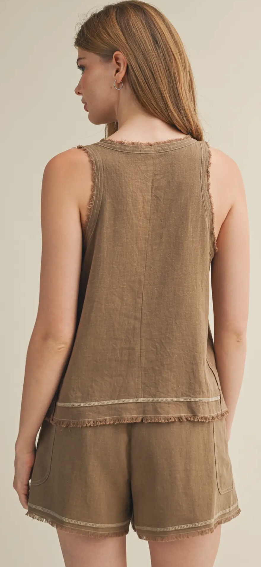 Frayed V-Neck Center Seam Tank Top
