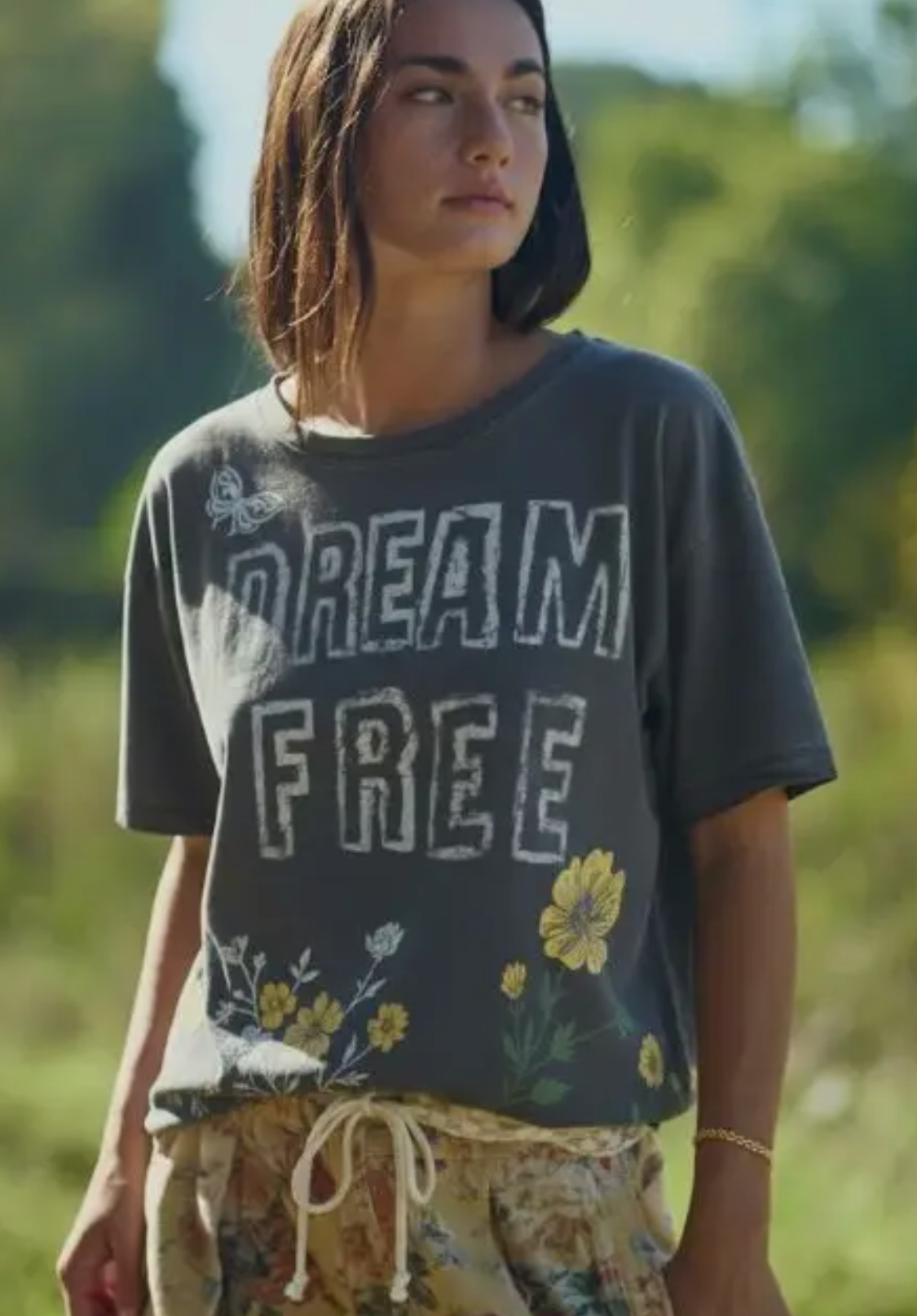 Dream Free Floral Graphic Mineral Washed Tee