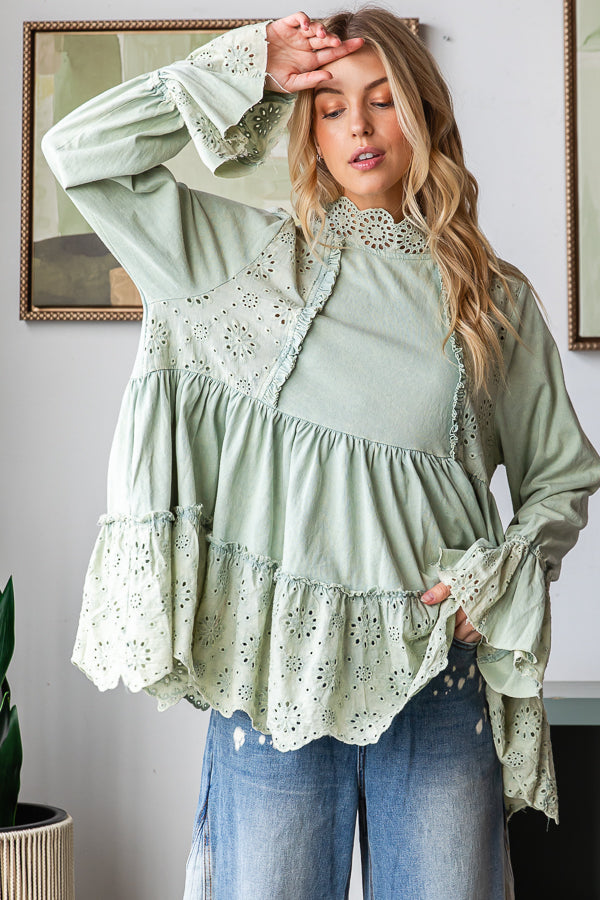 Washed Eyelet Contrast Tiered Ruffle Flowy Hem Top