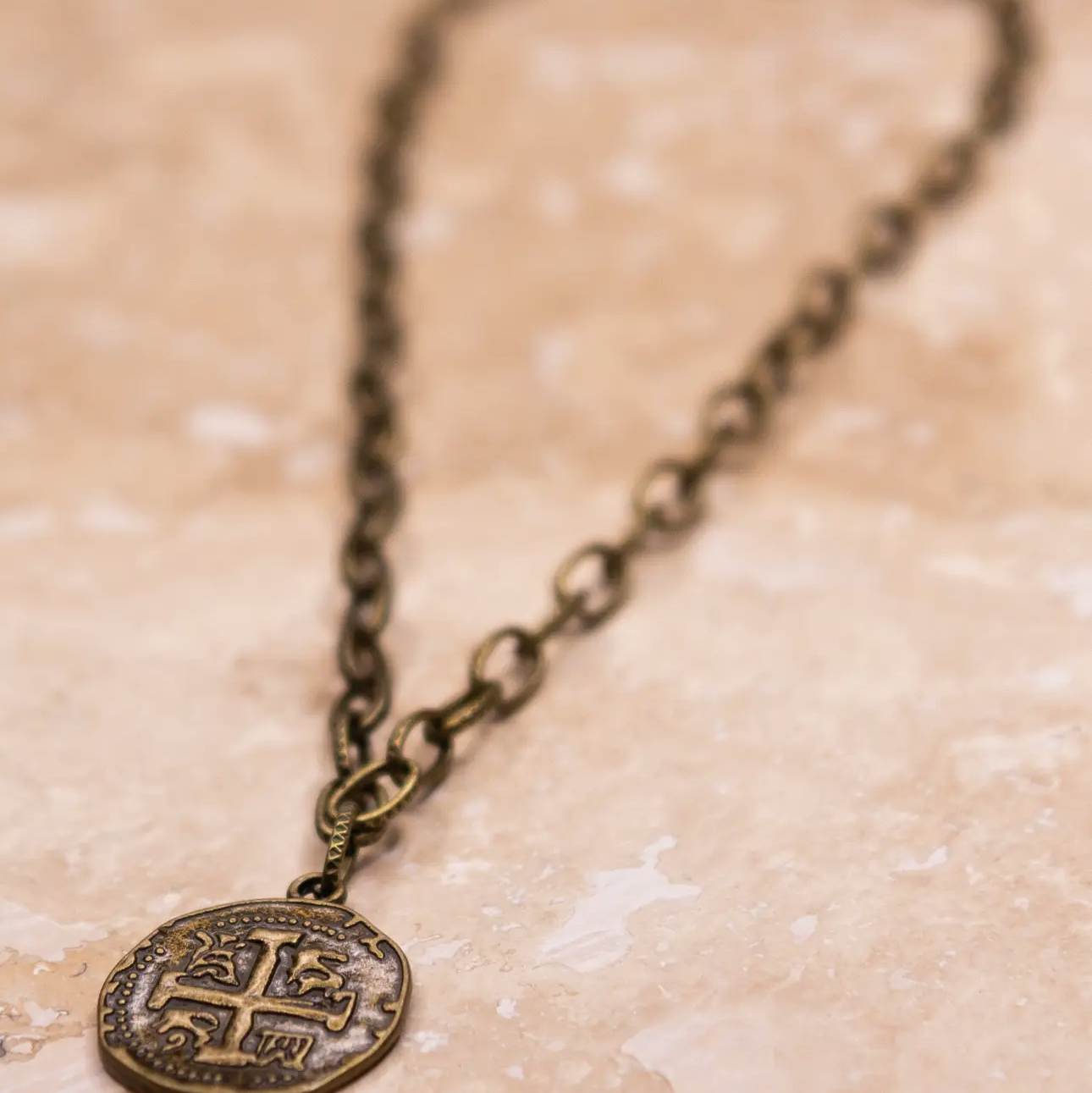 Jackie Necklace Bronze