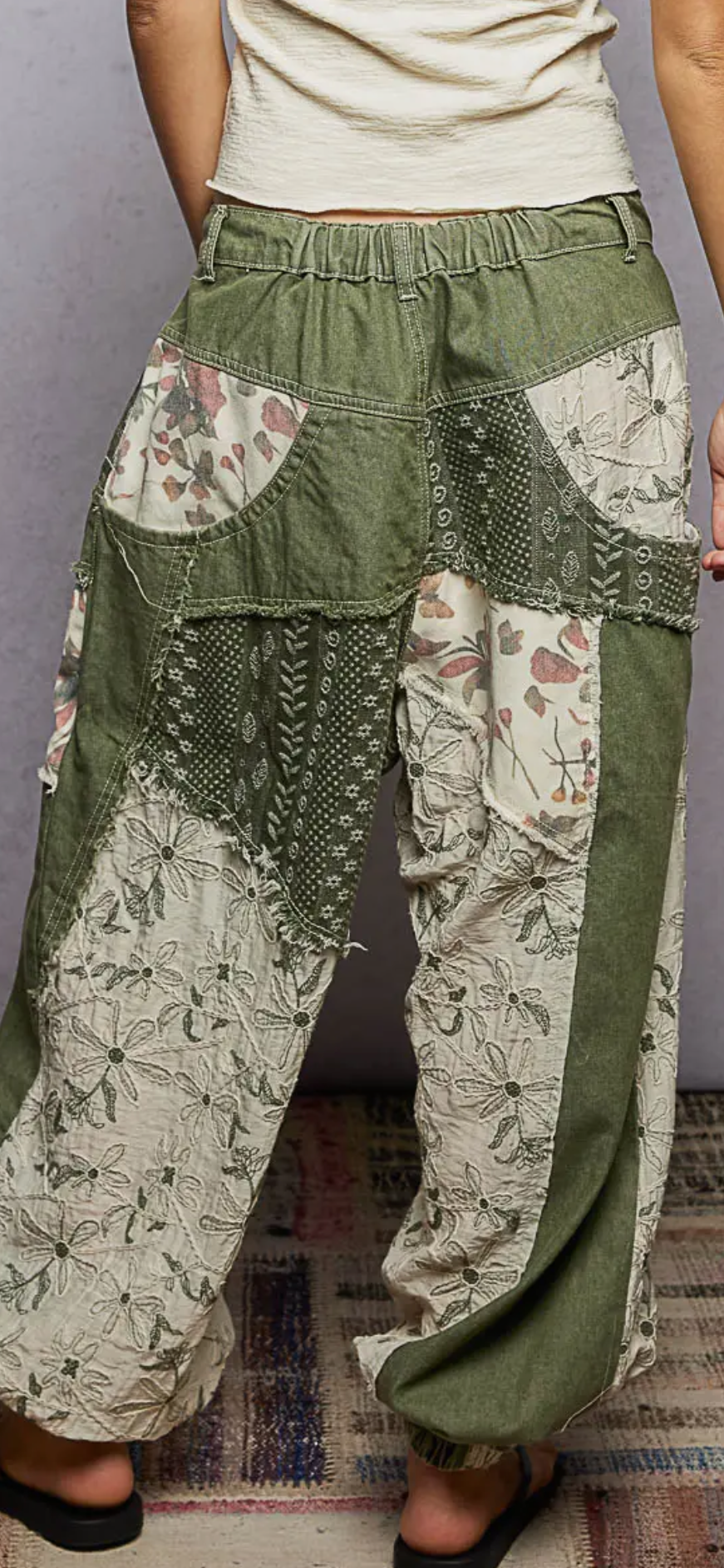 Jacquard Floral Twill Patch Waist Loop Jogger Pants