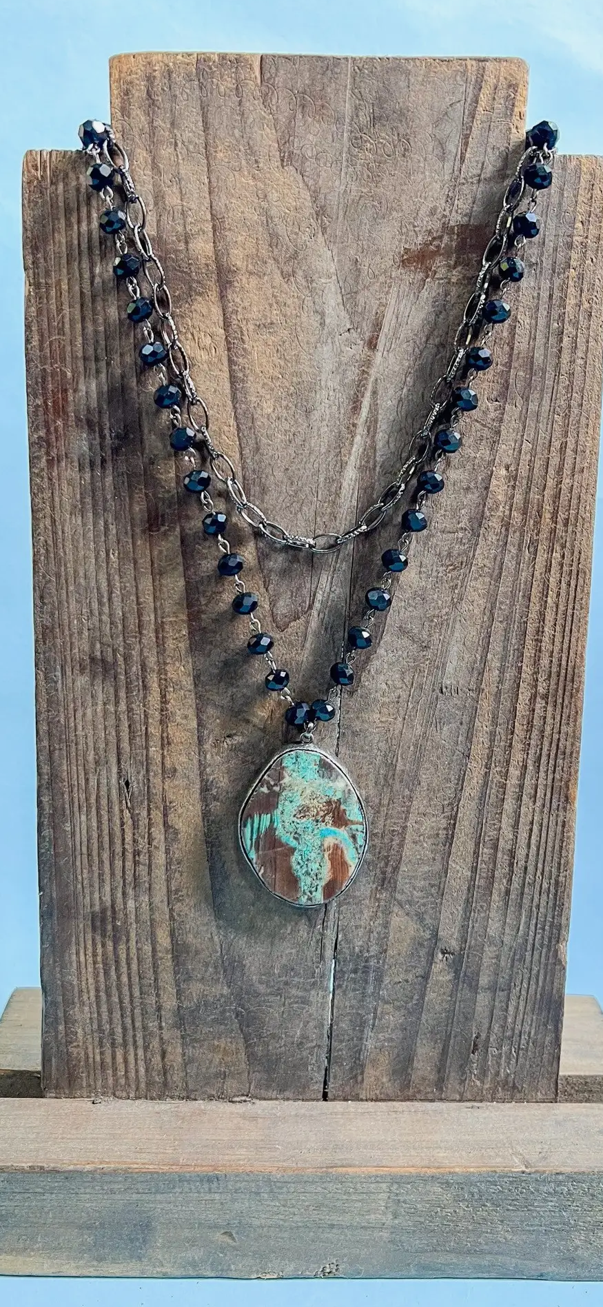 Paige necklace Black