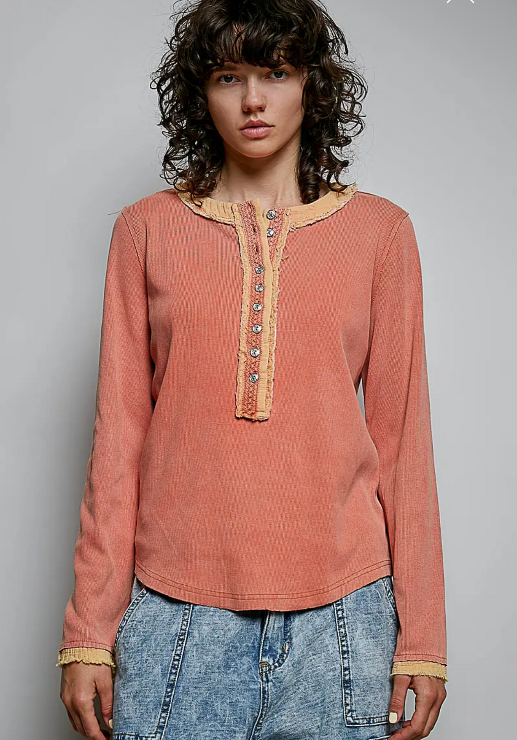 Solid Long Sleeve Round Neck Lace Trim Rib Knit Top-carrot