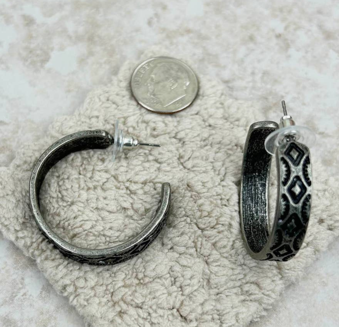 Silver Metal Circle Earrings