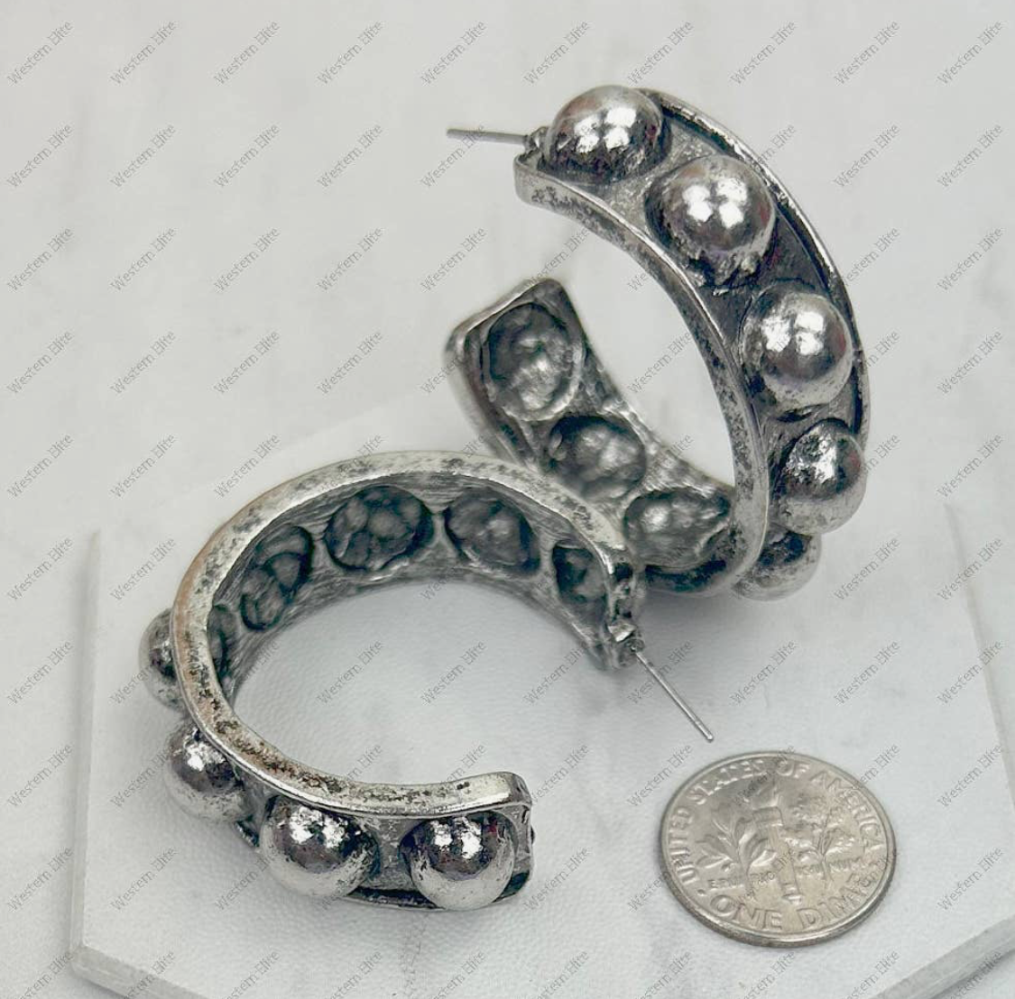 Silver Hopp Earrings with Rhinestones