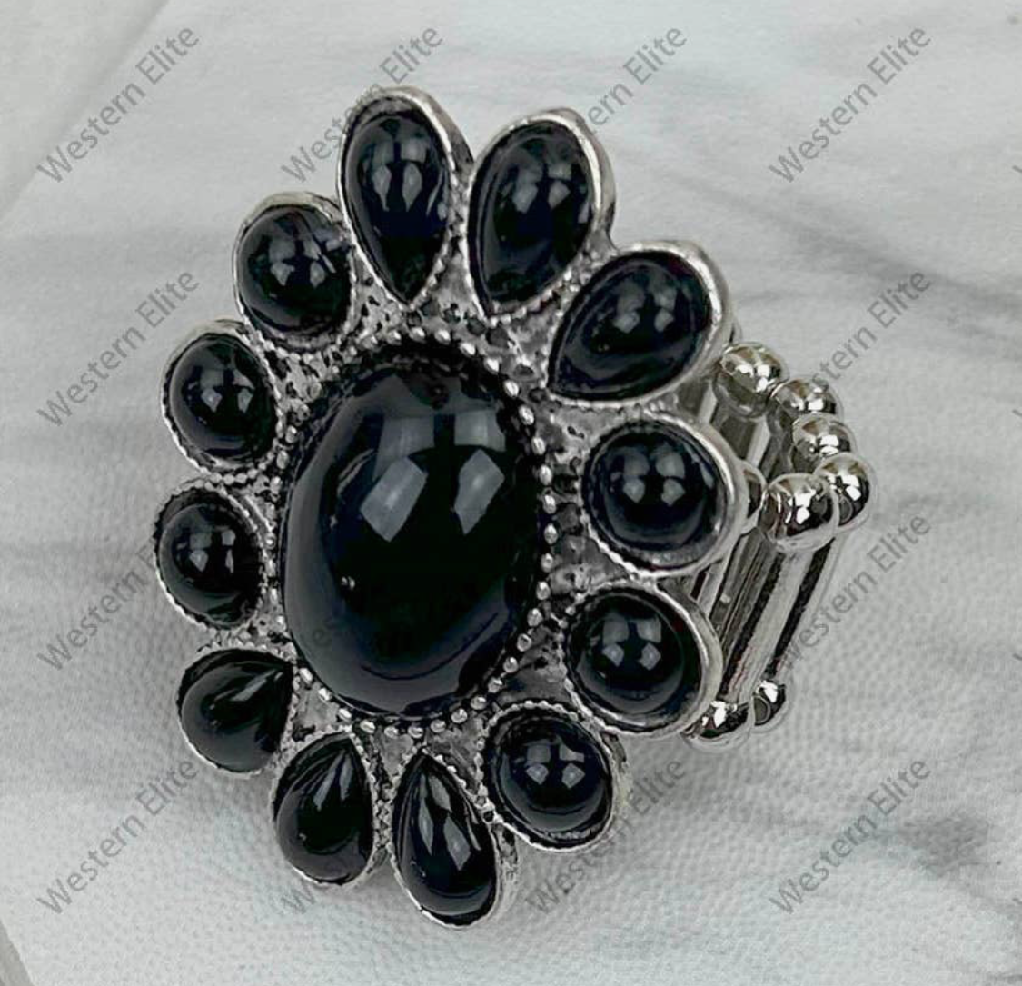 Silver Metal with Black Stone Concho Stretch Ring