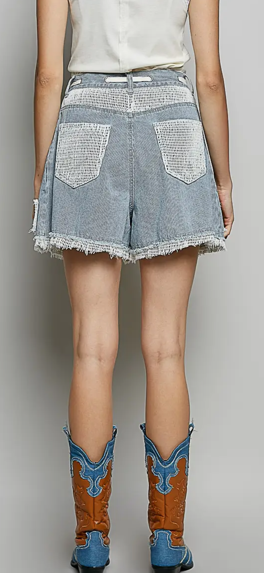 Vintage Washing Stripe Solid Crochet Patch Shorts